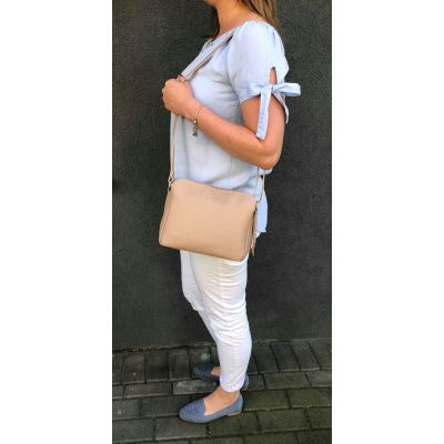 Włoska różowa lila pudrowa modna skórzana torebka skóra naturalna listonoszka