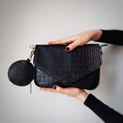 -33% czarna skórzana torebka listonoszka łańcuszek krokodyl MUST HAVE + portfelik