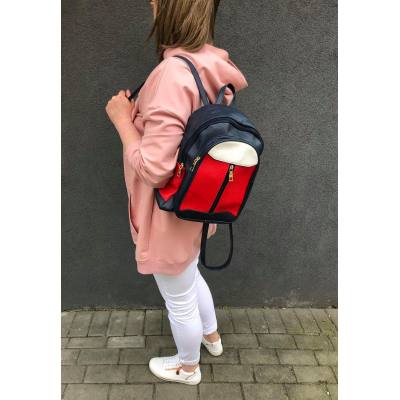 marynarski plecak skórzany granatowy modny zgrabny