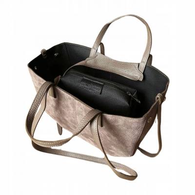 - cappuccino zamszowa torebka taupe shopper ZAMSZ NATURALNY łódka