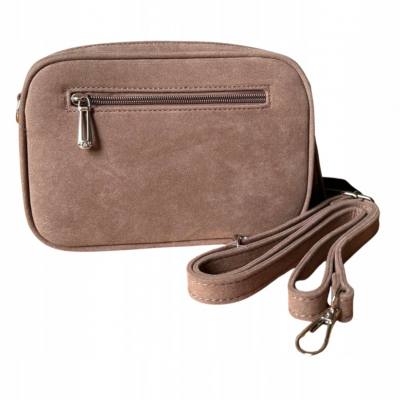 - Flora&Co taupe zamszowa torebka listonoszka cappuccino zamsz frędzle Flora