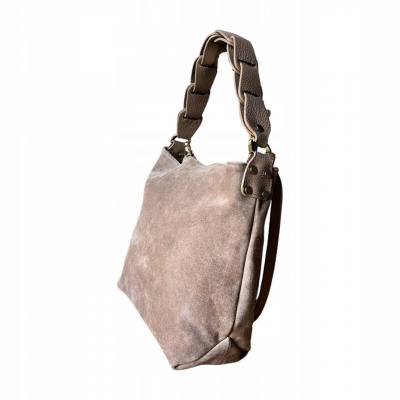 - Cappuccino zamszowa torebka taupe shopper ZAMSZ NATURALNY pleciona rączka ogniwa