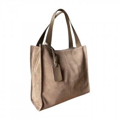 - Taupe zamszowa torebka shopper cappuccino ZAMSZ NATURALNY Vera Pelle
