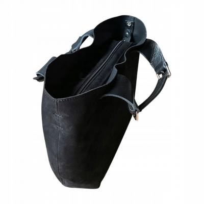 - Czarna zamszowa torebka shopper ZAMSZ NATURALNY Vera Pelle