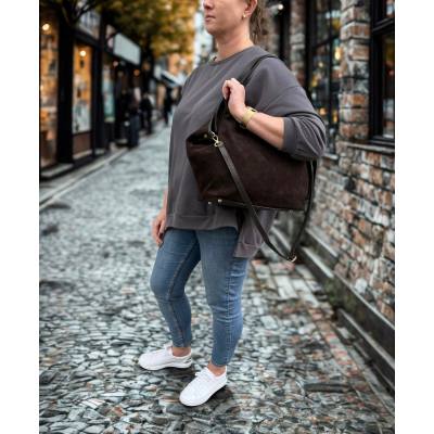 - Czekoladowa zamszowa torebka shopper XL ciemny brąz ZAMSZ A4 Vera Pelle