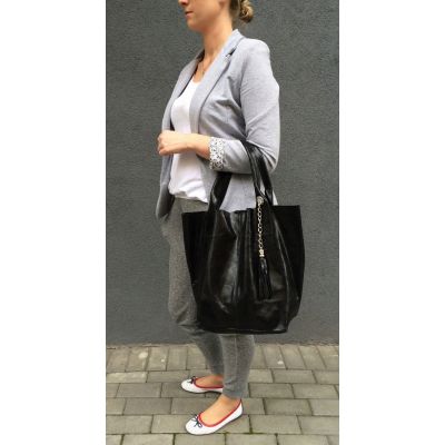 żółta lakierowana włoska torebka worek miękka skóra A4
