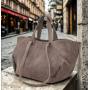 - Cappuccino zamszowa torebka shopper taupe ZAMSZ NATURALNY Vera Pelle